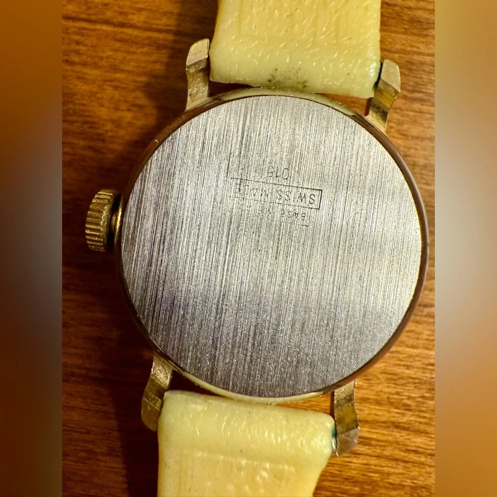 Vintage 1980's Holly Hobbie Watch with Creamy Yellow Strap